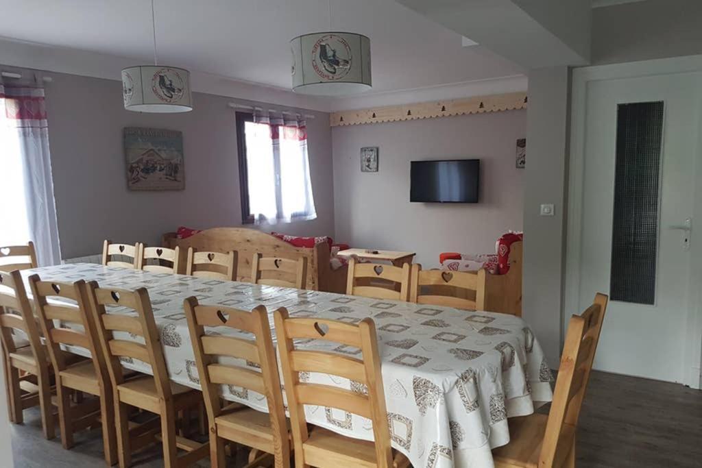 Le Gite Des 3 Vallees Villa Luz-Saint-Sauveur Bagian luar foto